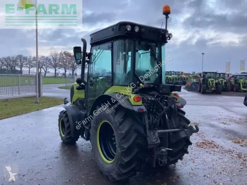 Landbrugstraktor Claas  nexos 240 s