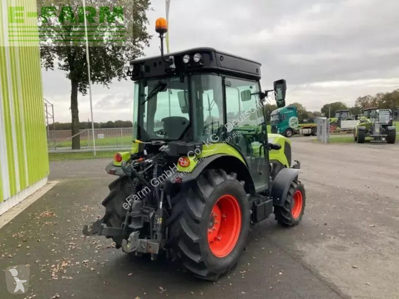 Landbrugstraktor Claas  nexos 240 m