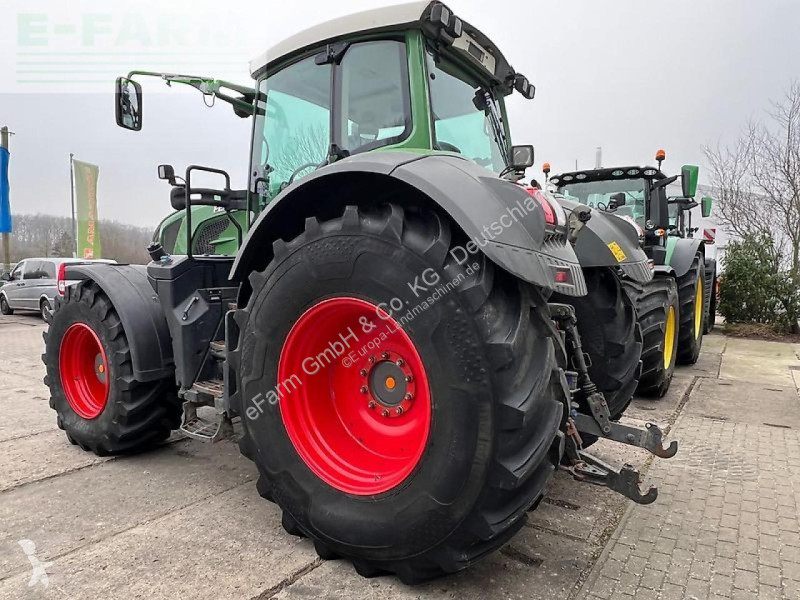 Landbrugstraktor Fendt  824 vario profi plus...