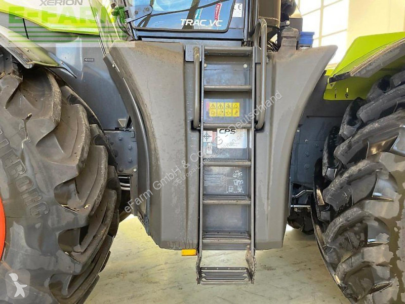 Lantbrukstraktor Claas  xerion 5000 trac vc