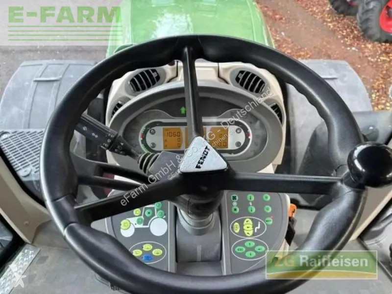 Landbrugstraktor Fendt  828 vario