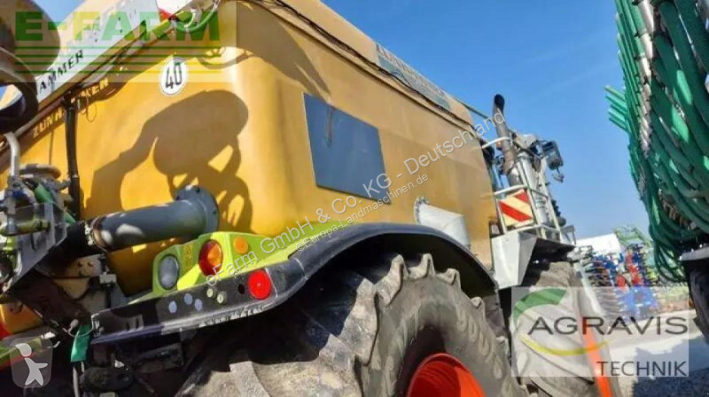 Landbrugstraktor Claas  xerion 3800 saddle trac