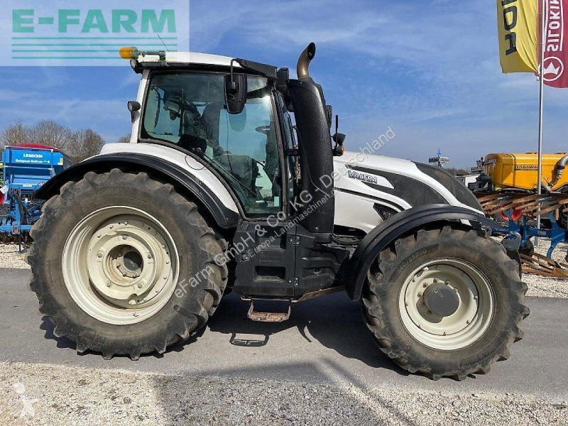 Landbrugstraktor Valtra  t254