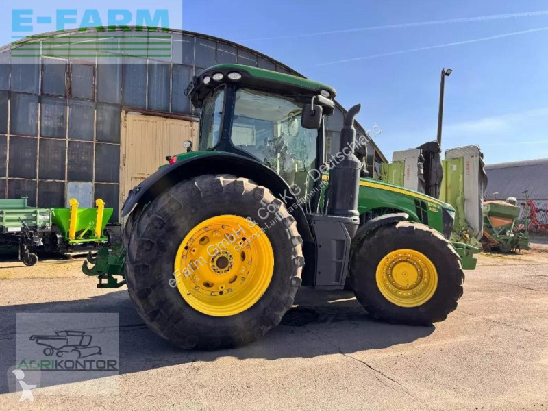 Landbrugstraktor John Deere  8320r # e23