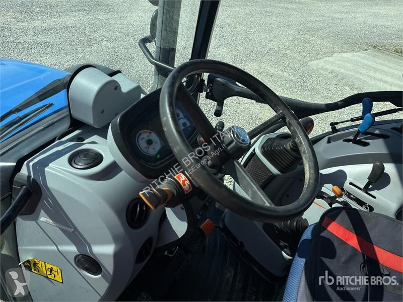 Tractor New Holland T5.95