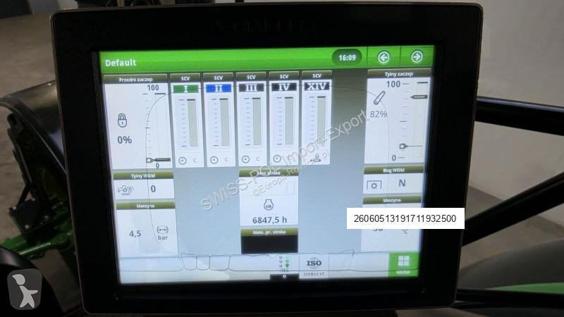 Traktor John Deere 6215 R