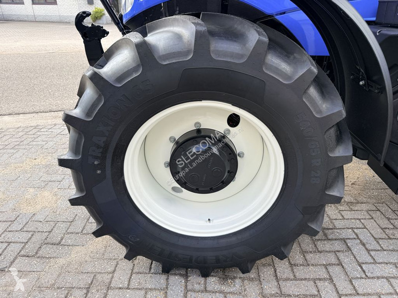 Lantbrukstraktor New Holland T6.180 AC Stage V...