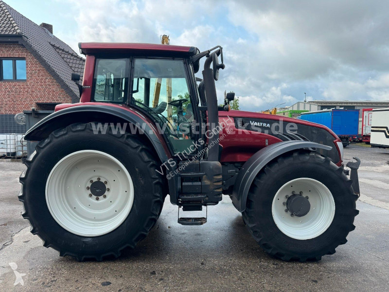 Landbrugstraktor Valtra T203 D AC 14.33 Front...