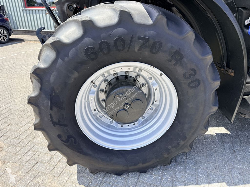 Case IH Optum 300 CVX Stage V GPS RTK tractor