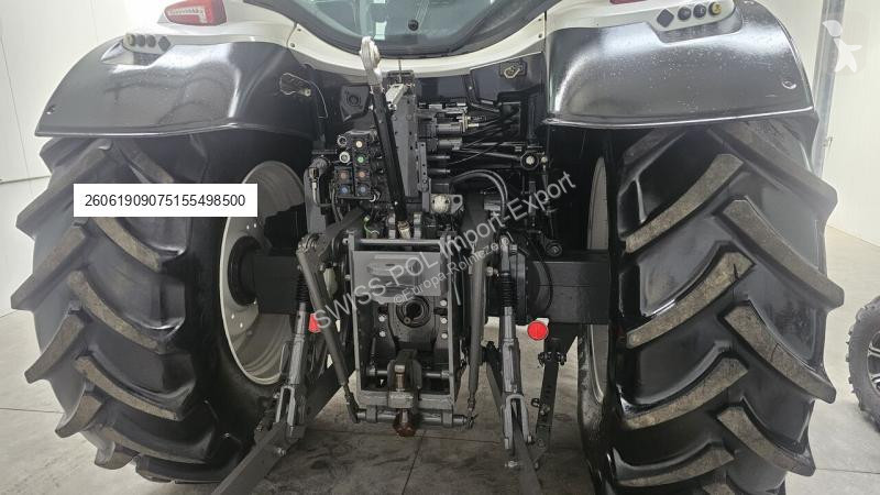 Traktor Valtra Active
