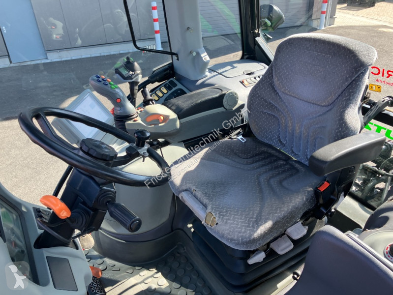 Lantbrukstraktor Deutz  Agrotron 620 TTV