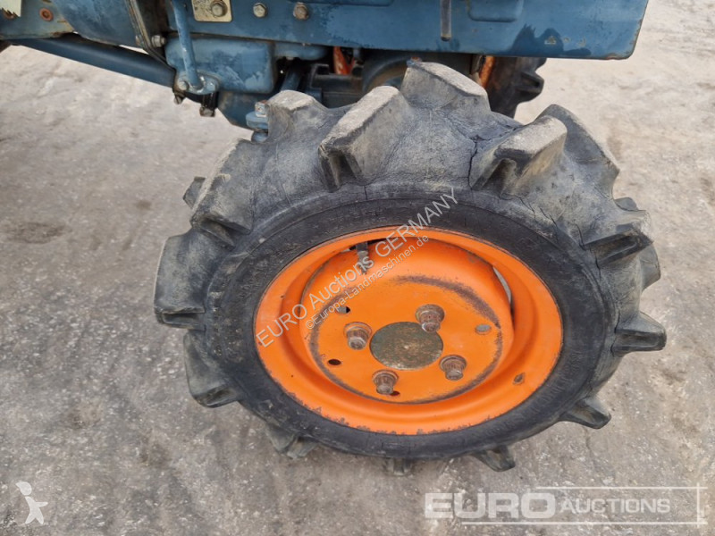 جرار زراعي Kubota B5000