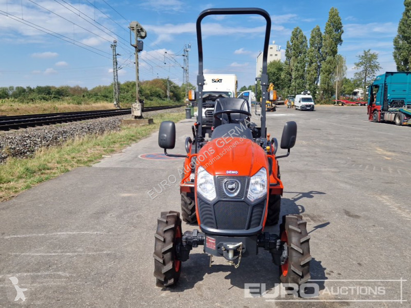 Tractor Kioti CS 2220M