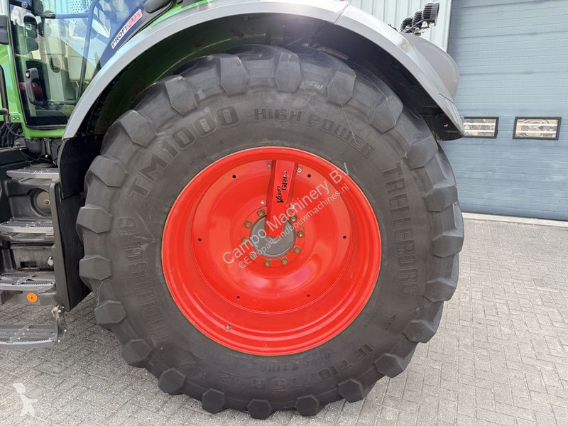 Fendt 828 S4 Vario Profi Plus GPS RTK tractor