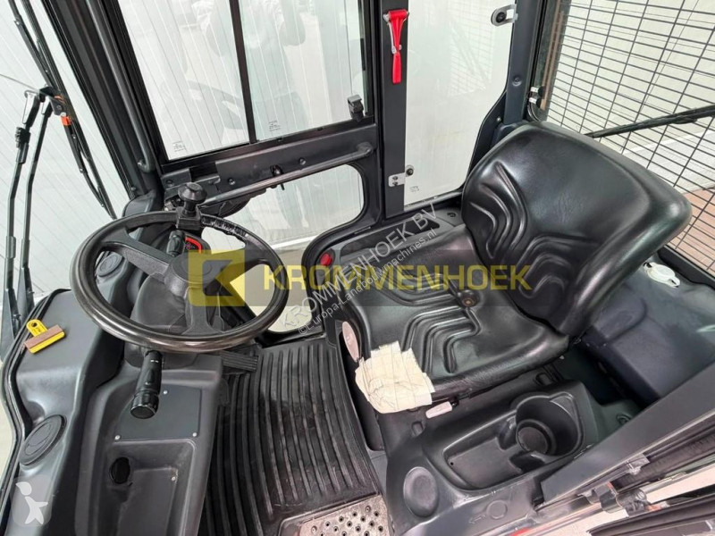جرار مناولة Linde W08