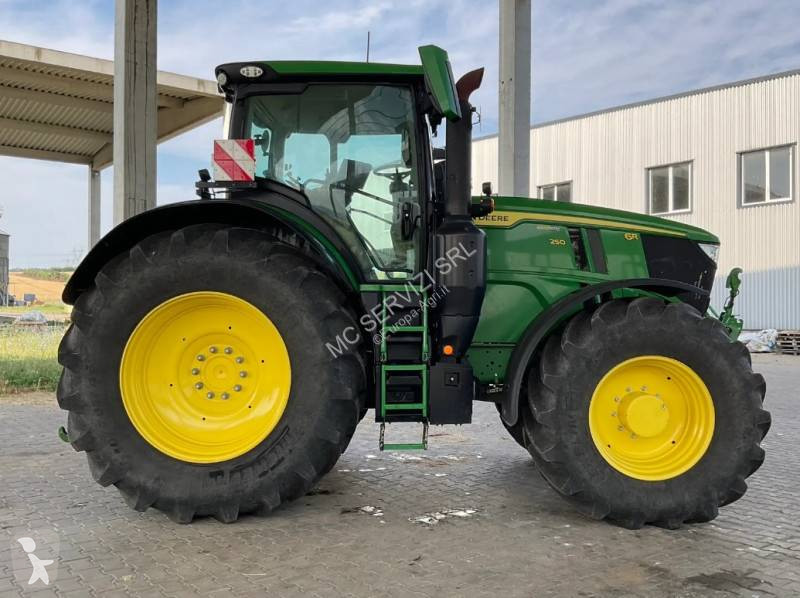 John Deere 6R 250 tractor