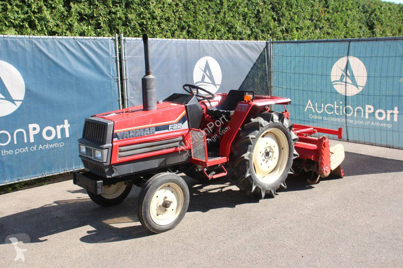 Lantbrukstraktor Yanmar F22
