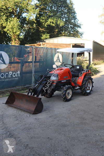جرار زراعي Kubota A-155