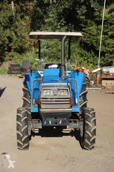 جرار زراعي Iseki TA270F
