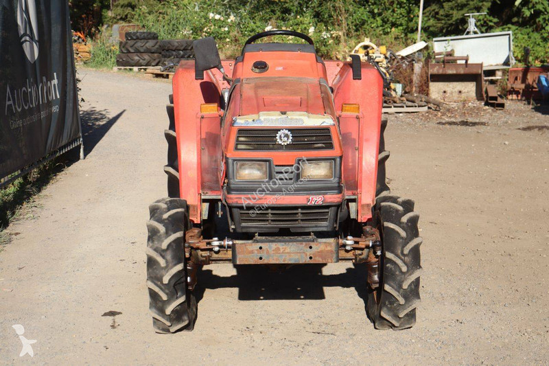 Tractor Mitsubishi MT26