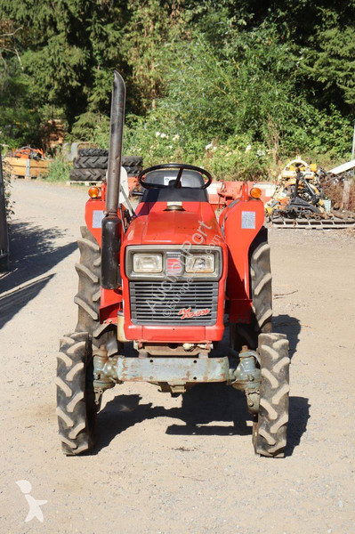 جرار زراعي Yanmar YM1720D