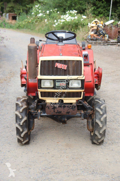 جرار زراعي Yanmar F14D