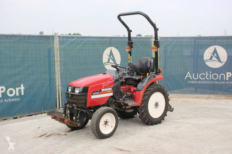 Tractor Shibaura ST318H