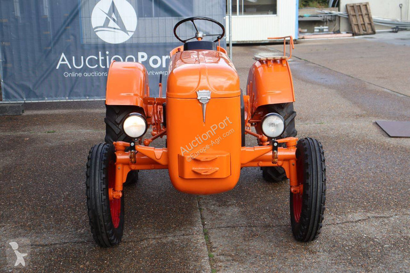 Tractor  AP 17