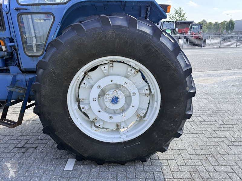 Tractor Ford TW-30 4WD