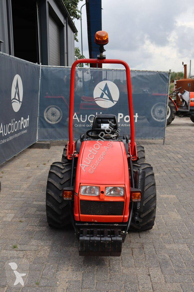 Сільськогосподарський трактор Goldoni Base 20A