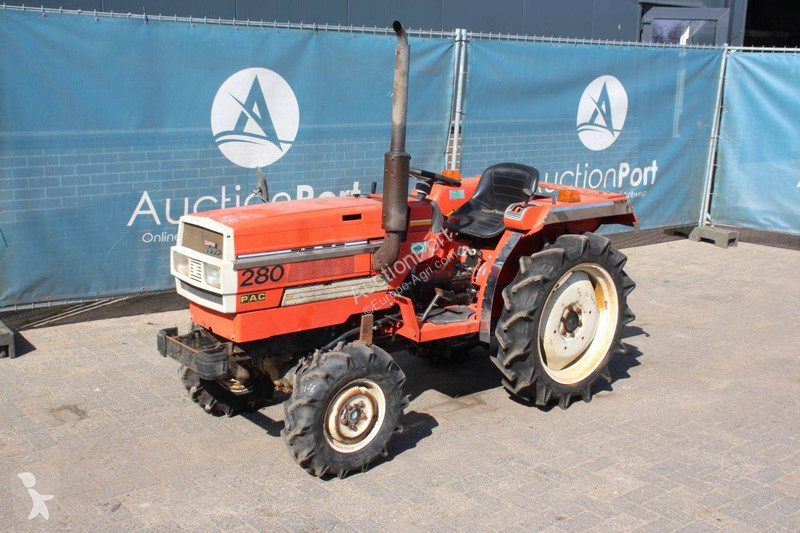 Tractor Mitsubishi MTE2000D