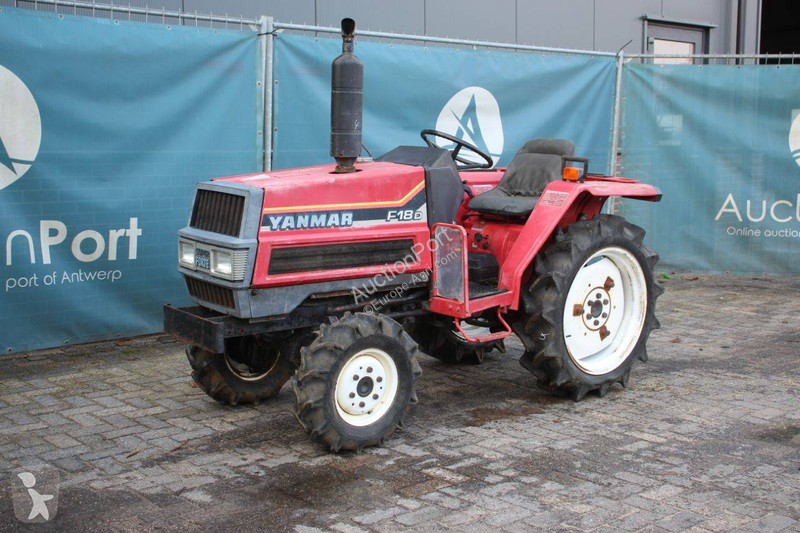 Сільськогосподарський трактор Yanmar F18D