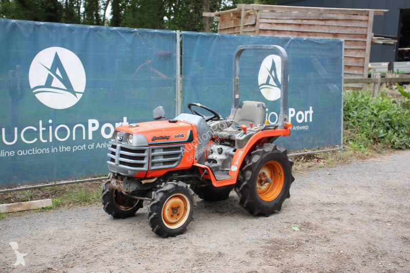 Сільськогосподарський трактор Kubota...