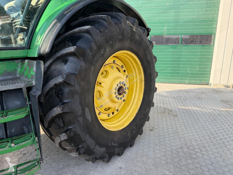 Tractor John Deere 8230 PowerShift - NO TLS