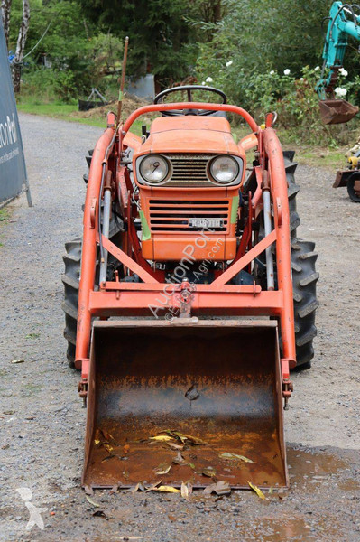 Kubota L2000DT tractor
