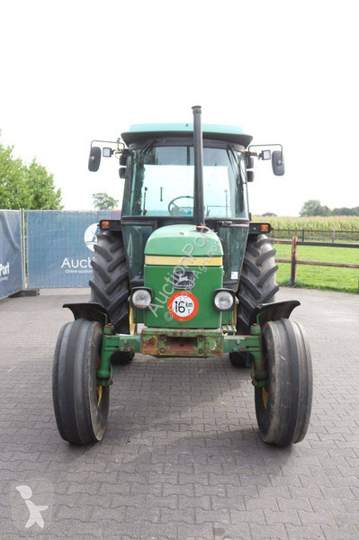 John Deere 2250 tractor