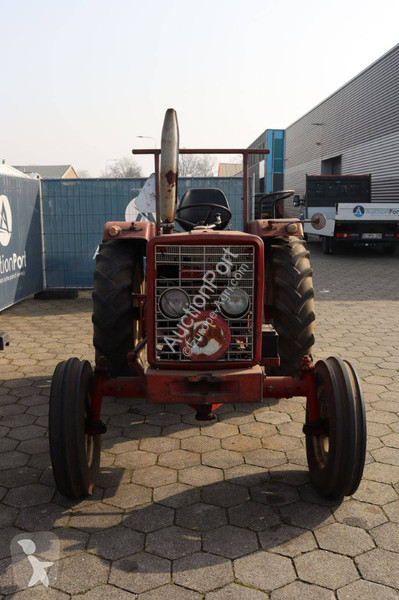 Tractor agrícola Mc Cormick 353