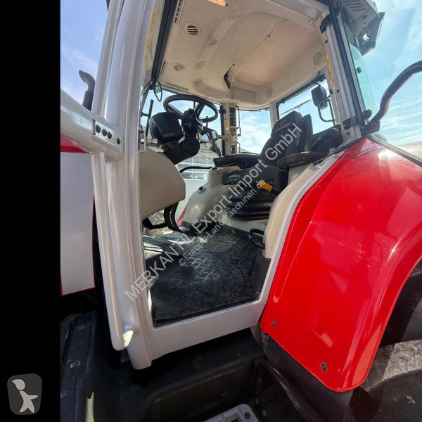 Tractor Massey Ferguson  7S.210 VT