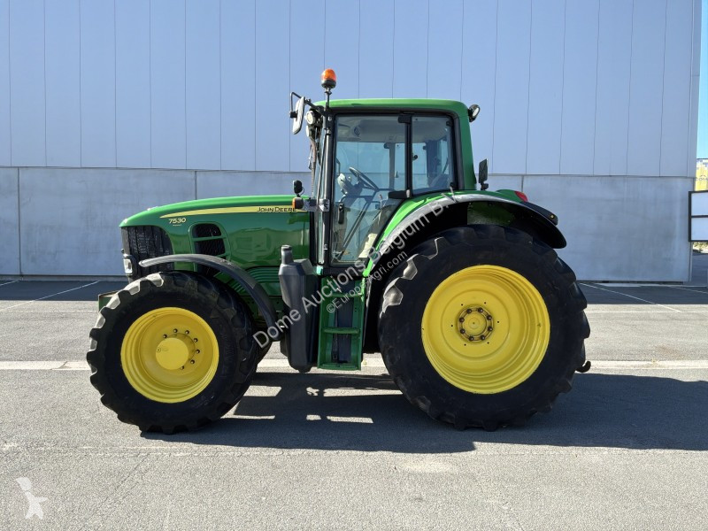 Tractor John Deere 7530