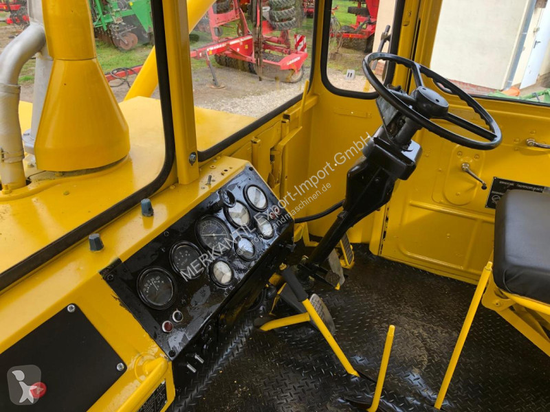 Tractor   K700A V8
