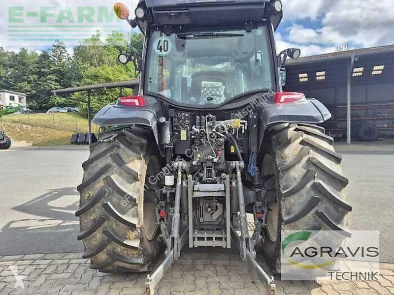 Tracteur agricole Valtra  a 105 mh4
