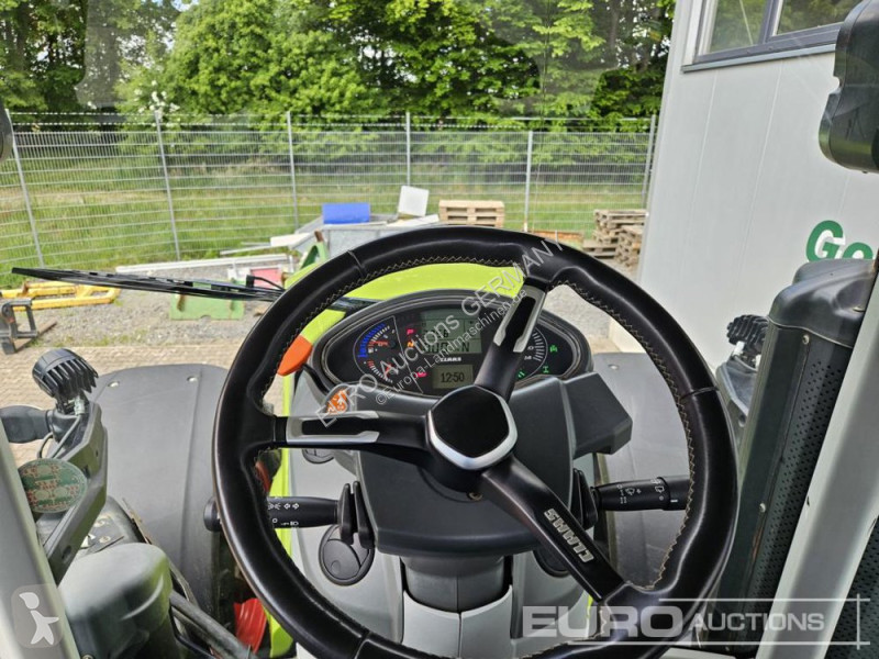 Tractor Claas Axion 960 CMATIC