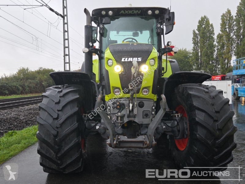 Tracteur agricole Claas Axion 870 CMATIC