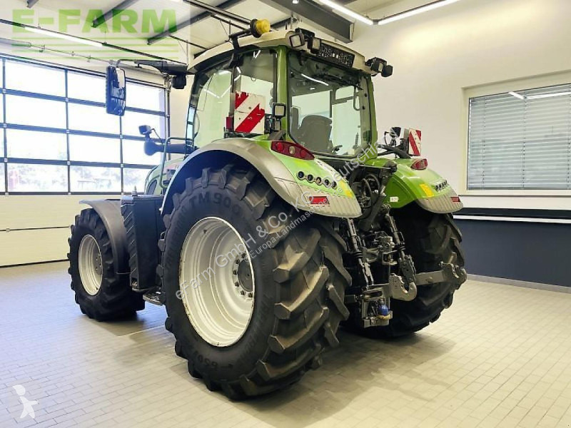 Tracteur agricole Fendt  724 vario s4 profi plus