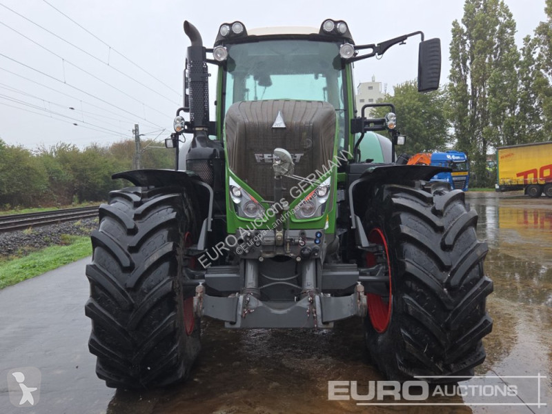 Tracteur agricole Fendt 828 VARIO PROFI PLUS