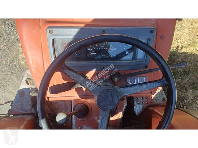 Tracteur agricole Fiat 8076
