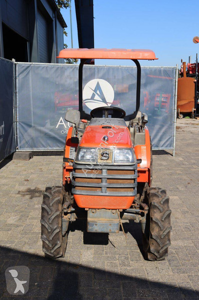 Tracteur agricole Kubota Granbia GB20