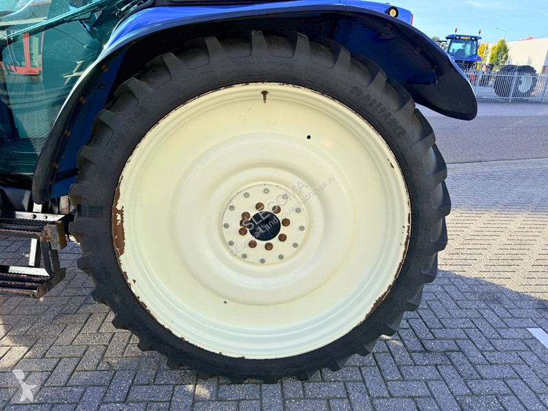 Tracteur agricole New Holland T5050 Cab Shuttle