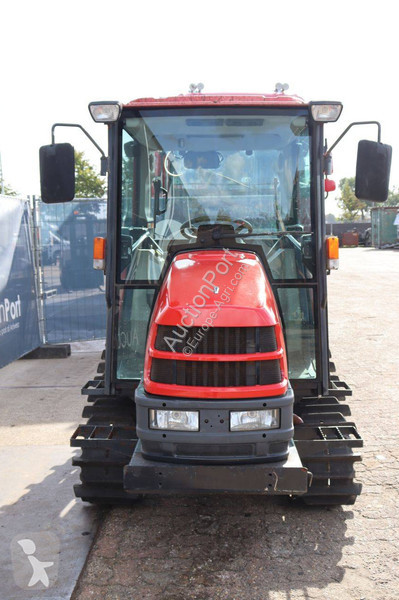 Zemědělský traktor Yanmar CT280