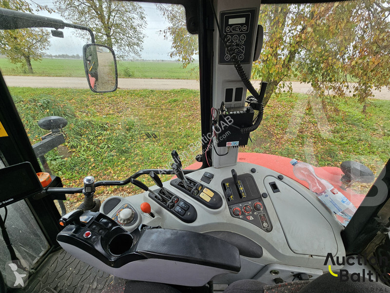 Zemědělský traktor Massey Ferguson 6480